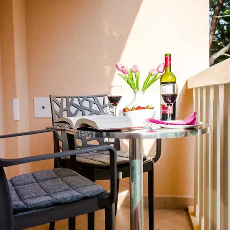 Oasis Of Peace - Lavica Premium Apartments Podstrana Exterior photo